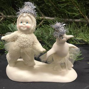 Dept. 56 Who Wears It Best? Figure Snow Dream